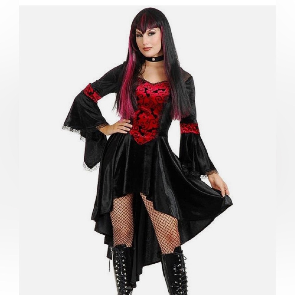 Charades Empress Vampire-   Black and Red Gothic Dress. Size‎ Large